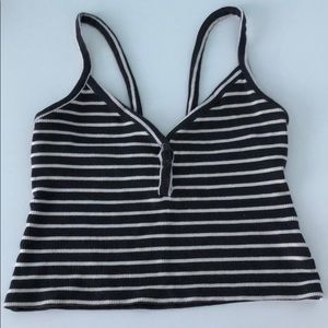 Billabong cropped tank top in size S